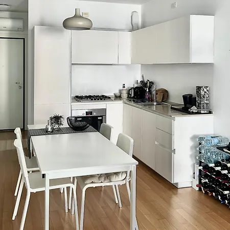 Eleven Centro Mare Apartment *