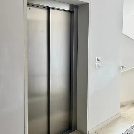 Eleven Centro Mare *