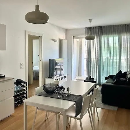 Eleven Centro Mare Apartment *