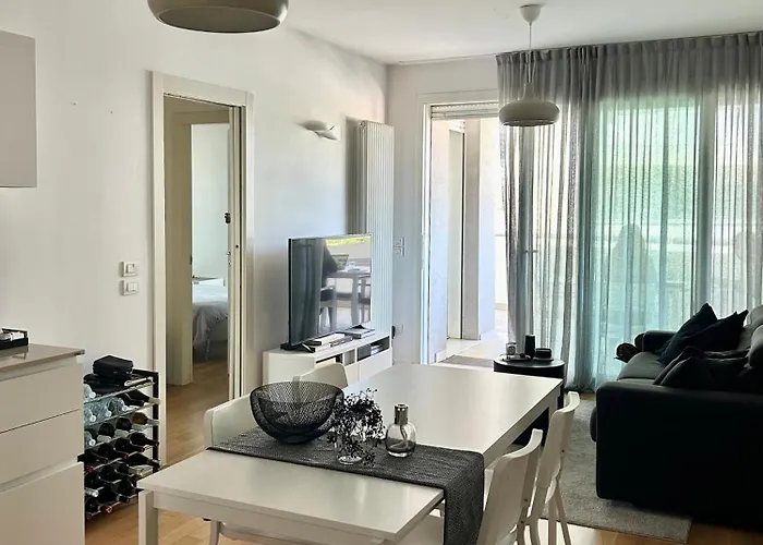 Eleven Centro Mare Apartment *